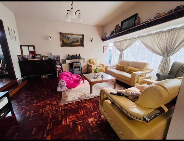 3 BEDROOM HOUSE FOR SALE IN KENSINGTON